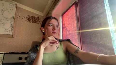 Lili online show from March 24, 12:11 pm