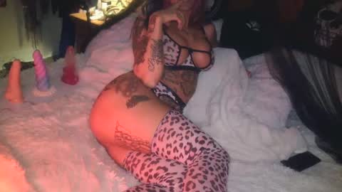 heavenleeleigh online show from July 28, 2:09 am