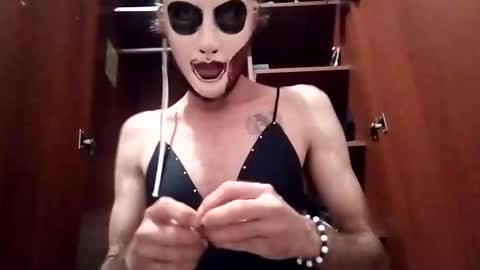 hebermiranda19 online show from March 31, 8:48 am