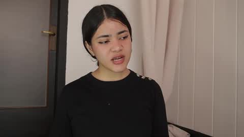 hecate333 online show from February 20, 9:55 am