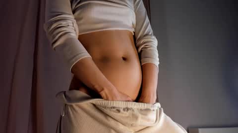 Snapshot of hee_jeen chatting on January 18, 1:41 am Jeen online show from January 18, 1:41 am