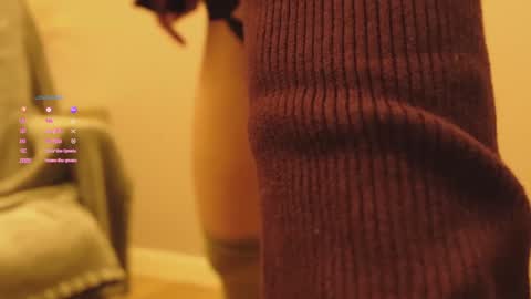 Snapshot of hee_jeen chatting on October 10, 3:07 pm Jeen online show from October 10, 3:07 pm