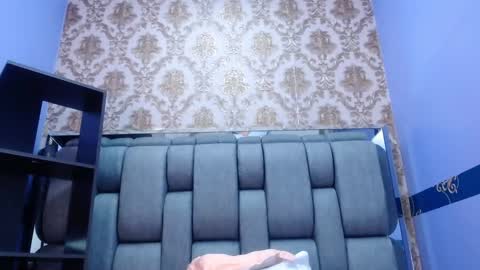 Heidy online show from November 20, 1:21 pm