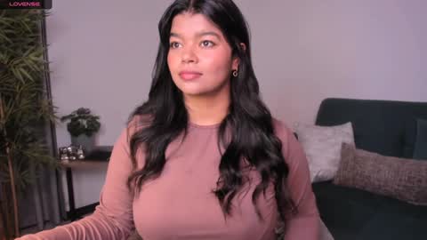 helen_miller online show from December 9, 11:24 pm