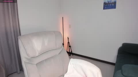 helen_miller online show from January 25, 12:38 am