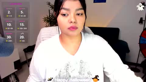 helen_miller online show from November 3, 5:52 am