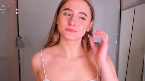 Helen online show from November 19, 4:06 pm