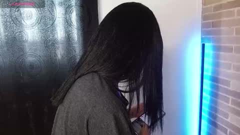  Only 18 cyrus online show from March 3, 9:00 pm