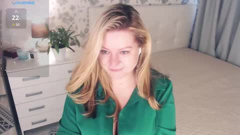 Helena Bonham online show from February 27, 6:35 am