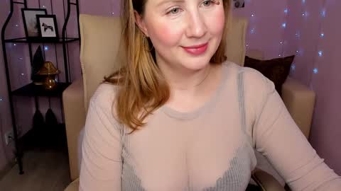 Helen online show from February 7, 8:11 am