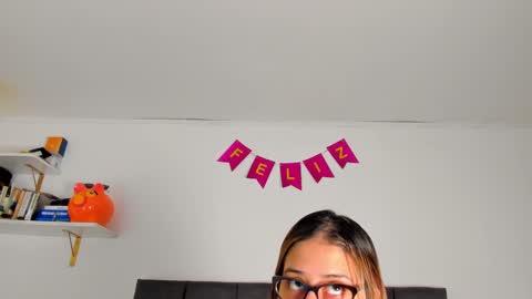 Helen or Hells online show from March 1, 5:38 pm