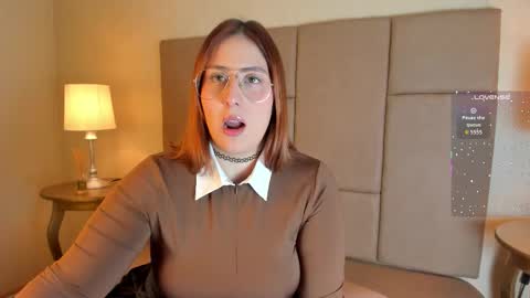 Helen or Hells online show from March 7, 2:06 pm