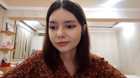 Snapshot of helgakraszewski chatting on September 25, 5:42 pm Alice online show from September 25, 5:42 pm