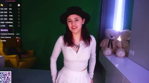 Aurora online show from April 4, 10:06 pm