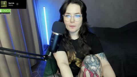 Red online show from December 18, 7:31 pm