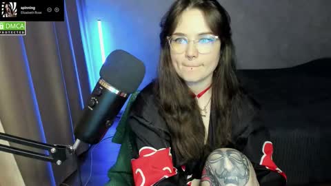 Red online show from September 18, 7:51 pm