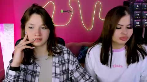 Helli online show from March 4, 8:50 pm