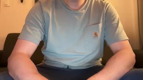 hellohowareyou66 online show from December 15, 6:09 am