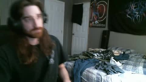 longhairbeardedguy online show from January 1, 8:04 pm