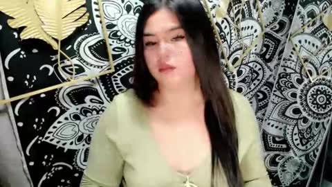 tiara tine online show from September 30, 4:39 pm