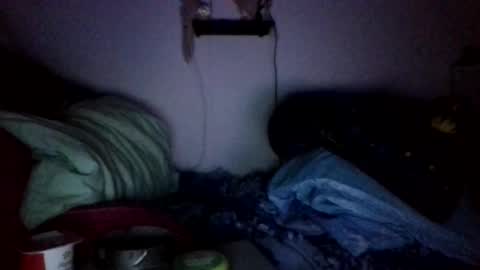 CuRiouSwhiteBoi69420 online show from April 23, 9:06 am