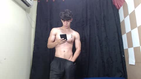 HENRY GANDY online show from January 24, 3:55 pm