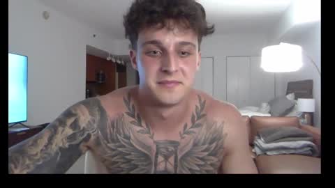 Snapshot of henrydesanti chatting on September 16, 11:19 pm henrydesanti online show from September 16, 11:19 pm