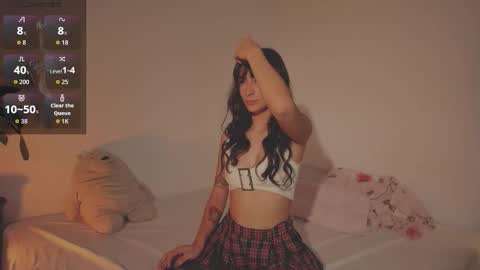 Snapshot of hera_069 chatting on September 28, 8:29 pm Hello I am Valentina independent Colombian model I love sensuality and pleasure welcome online show from September 28, 8:29 pm