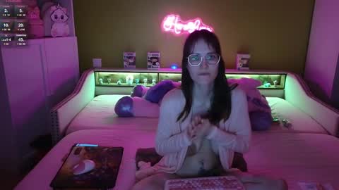 HeraLuna  online show from February 14, 11:09 pm