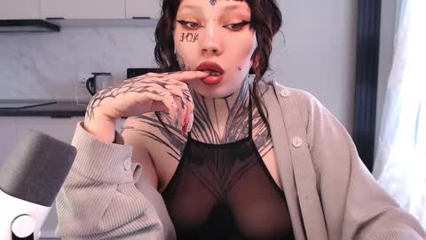 dirty Diana online show from February 13, 8:38 am