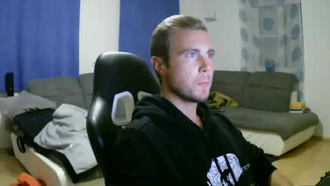 John Pearl online show from September 14, 8:32 pm