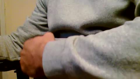 Snapshot of heretost chatting on October 7, 10:11 am mr D online show from October 7, 10:11 am