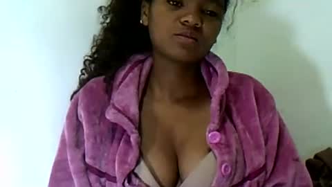 herisse01 online show from July 14, 5:12 am