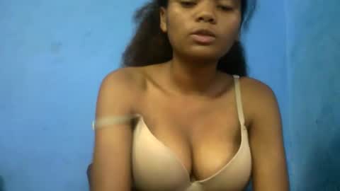 herisse01 online show from April 23, 7:49 am