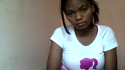 herisse01 online show from June 22, 6:32 am