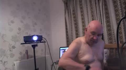 mature online show from September 25, 4:19 am