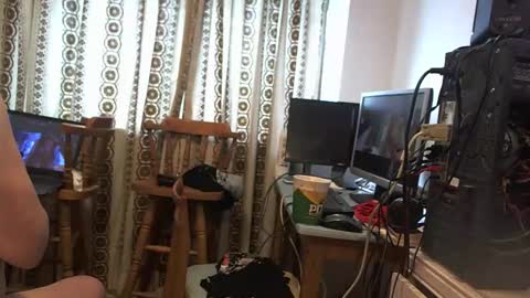 mature online show from September 18, 9:02 am