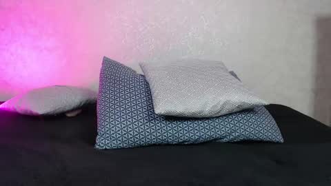 Hesssa Prime time  The broadcasts start at 3am and 3 pm London time  online show from November 21, 2:59 pm