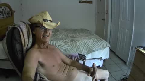 hewes1 online show from February 16, 8:54 am