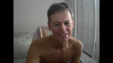 hewes1 online show from September 17, 4:38 am