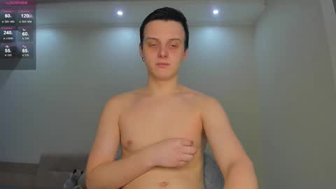 Snapshot of hey_chrisss chatting on October 30, 1:12 pm Christian online show from October 30, 1:12 pm