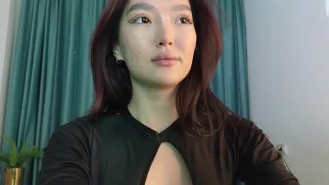 Audrey online show from November 5, 1:57 pm