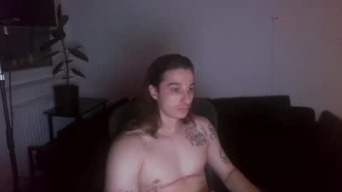 alex online show from December 2, 1:18 am