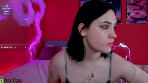 Tessa online show from December 5, 11:30 am