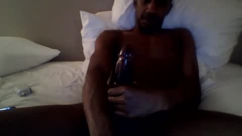 Snapshot of hey_youknowwhyimhere chatting on February 19, 1:08 am hey_youknowwhyimhere online show from February 19, 1:08 am