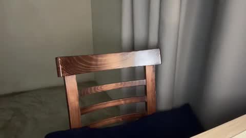 hiddendeseos online show from December 14, 2:40 am