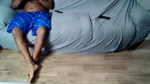 Hidden Hearts duo online show from September 9, 4:34 am