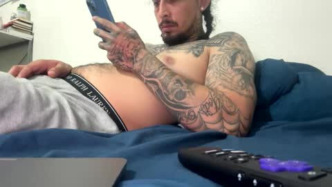 hihello7777 online show from October 7, 3:46 am