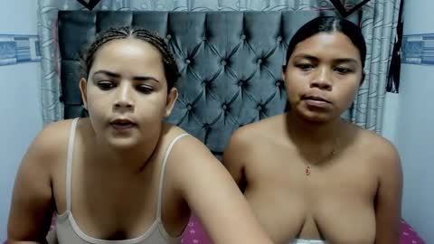 hilaryy_19_ online show from November 8, 7:17 pm