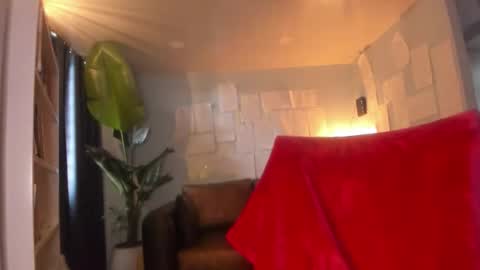 Hinnata online show from February 23, 9:06 pm